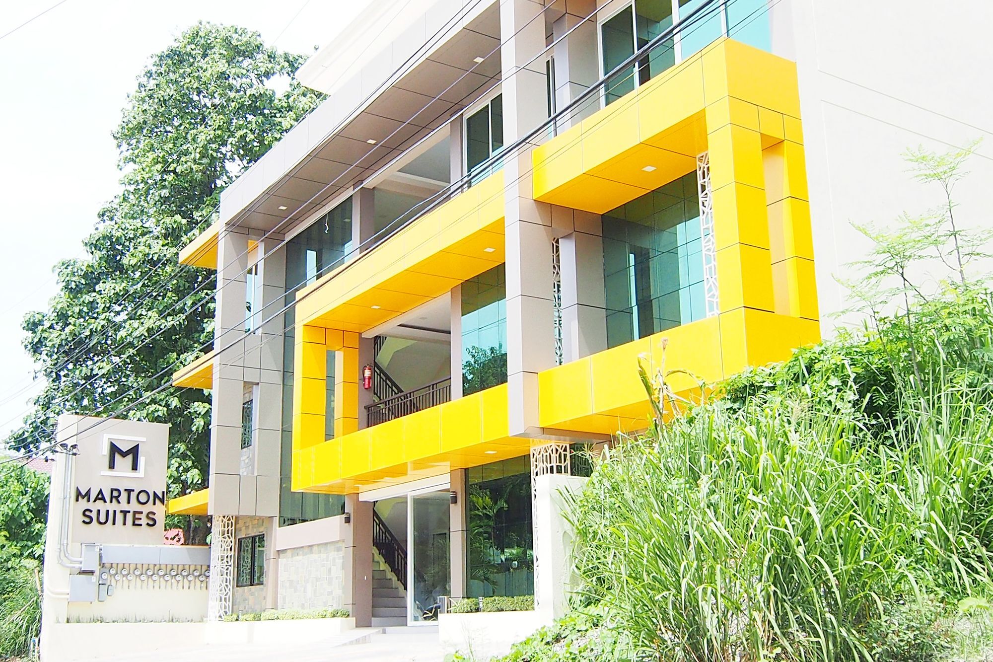 Marton Suites Davao Exterior photo